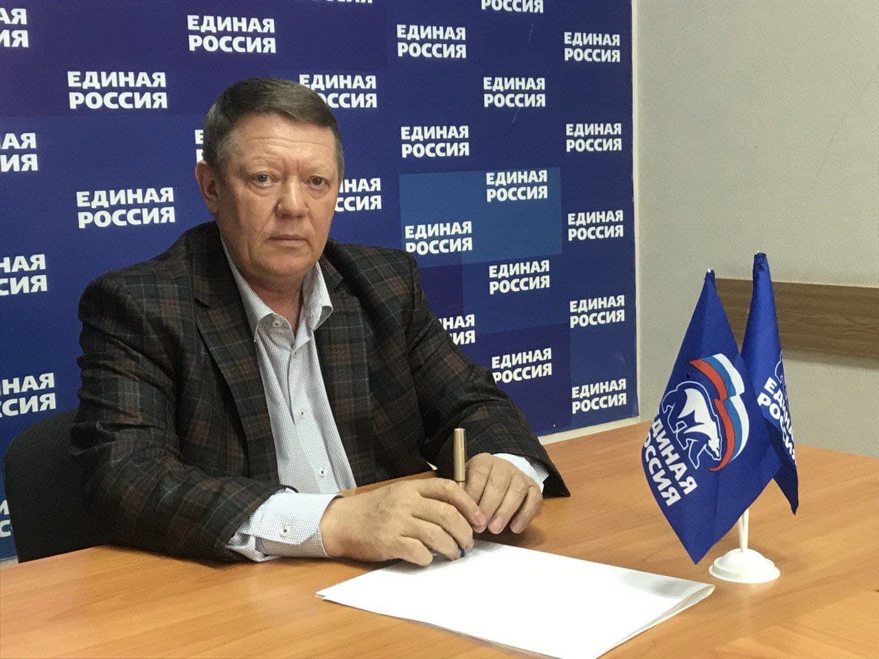 С 1 апреля саратовским водителям скорой помощи повысят зарплату на 5 тысяч рублей